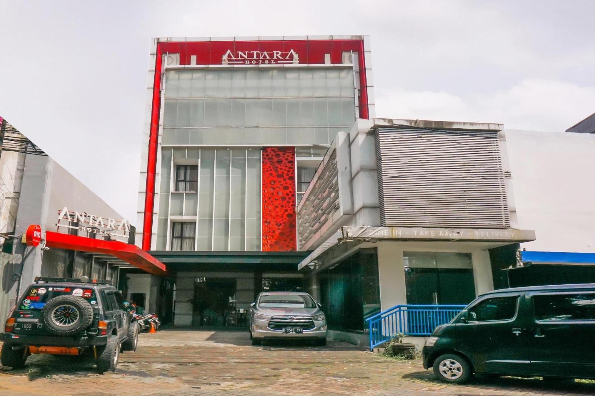 Collection O Hotel Antara Jakarta Bagian luar foto